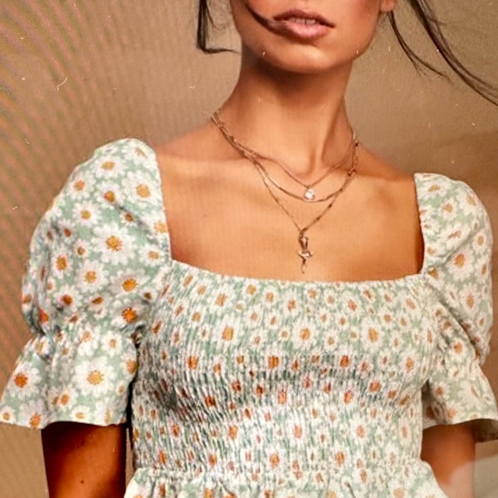 Girl and the sun floral crop top: Cali Top: Daisy print (size M)